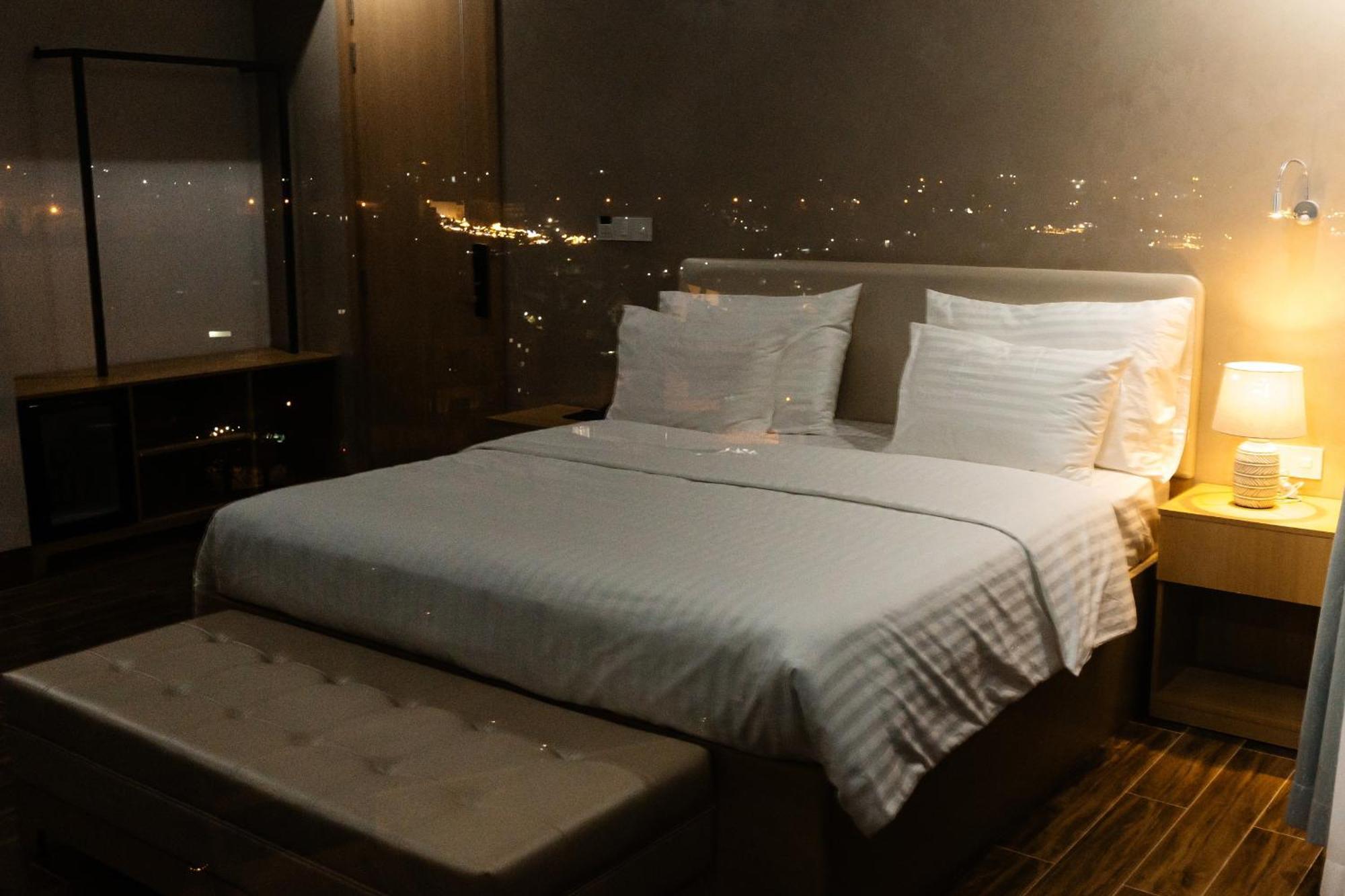 Diora Hotel Pleiku By Hos Esterno foto
